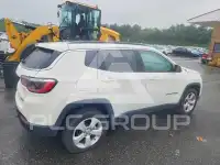 2021 Jeep COMPASS photo