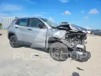 2021 Jeep COMPASS photo