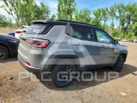 2021 Jeep COMPASS photo
