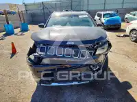 2021 Jeep COMPASS photo