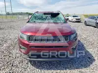 2021 Jeep COMPASS photo