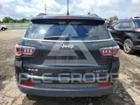 2021 Jeep COMPASS photo