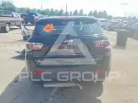 2021 Jeep COMPASS photo