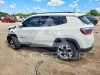 2021 Jeep COMPASS photo