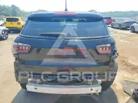 2021 Jeep COMPASS photo