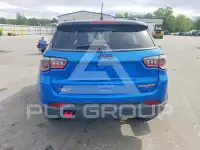 2021 Jeep COMPASS photo