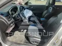2021 Jeep COMPASS photo