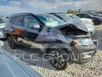 2021 Jeep COMPASS photo