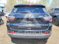 2021 Jeep COMPASS photo