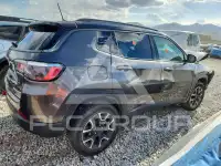 2021 Jeep COMPASS photo