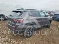 2021 Jeep COMPASS photo