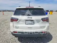 2021 Jeep COMPASS photo