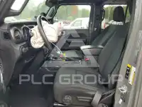 2021 Jeep Grand Cherokee photo