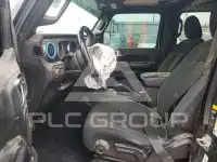2021 Jeep WRANGLER фото