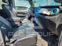2021 Jeep WRANGLER фото