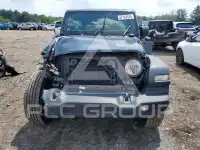 2021 Jeep WRANGLER фото