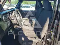 2021 Jeep WRANGLER фото