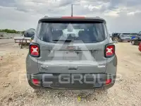 2021 Jeep Renegade photo