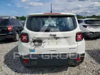 2021 Jeep Renegade photo