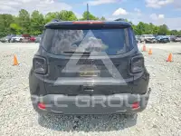 2021 Jeep Renegade photo