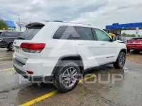 2021 Jeep CHEROKEE photo