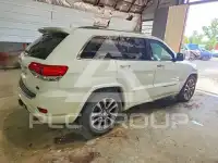 2021 Jeep CHEROKEE photo