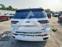 2021 Jeep CHEROKEE photo