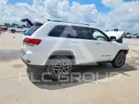 2021 Jeep CHEROKEE photo