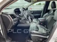 2021 Jeep CHEROKEE photo