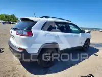 2021 Jeep CHEROKEE photo