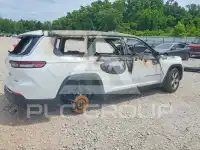 2021 Jeep CHEROKEE photo