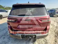 2021 Jeep Grand Cherokee photo