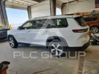 2021 Jeep CHEROKEE photo