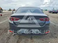 2021 Mazda 3 photo