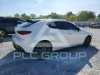 2021 Mazda 3 photo