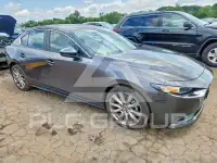 2021 Mazda 3 photo