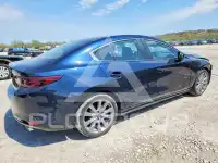 2021 Mazda 3 photo
