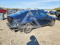 2021 Mazda 3 photo