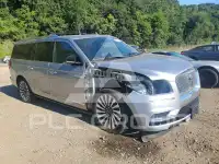 2021 Lincoln NAVIGATOR photo