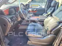 2021 Lincoln NAVIGATOR photo