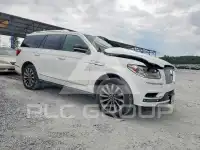2021 Lincoln NAVIGATOR photo