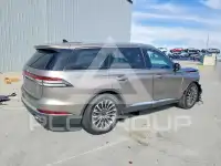 2021 Lincoln AVIATOR photo