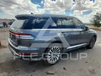 2021 Lincoln AVIATOR photo