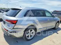 2021 Audi Q7 photo