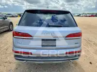 2021 Audi Q7 photo