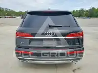 2021 Audi Q7 фото