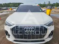 2021 Audi Q3 фото