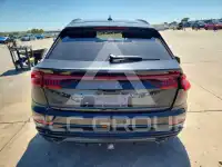 2021 Audi Q8 фото