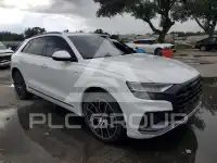2021 Audi Q8 фото