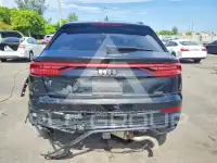 2021 Audi Q8 фото